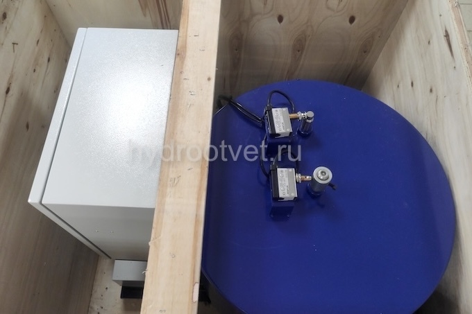 GDK03 with PLC / DRB9-P365Z with control system - Станция смазки электрическая для двухлинейных систем, рабочее давление до 400 бар, подача 365 мл/мин, мощность двигателя 1,5 кВт, объем бака 100 литров; тип станции - Станция с системой управления с наборо