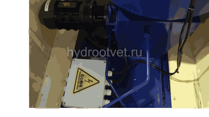GDK03 with terminal box (based on DRB9-P365Z) - Станция смазки электрическая для двухлинейных систем, рабочее давление до 400 бар, подача 365 мл/мин, мощность двигателя 1,5 кВт, объем бака 60 литров; тип станции - Станция с системой управления с набором к