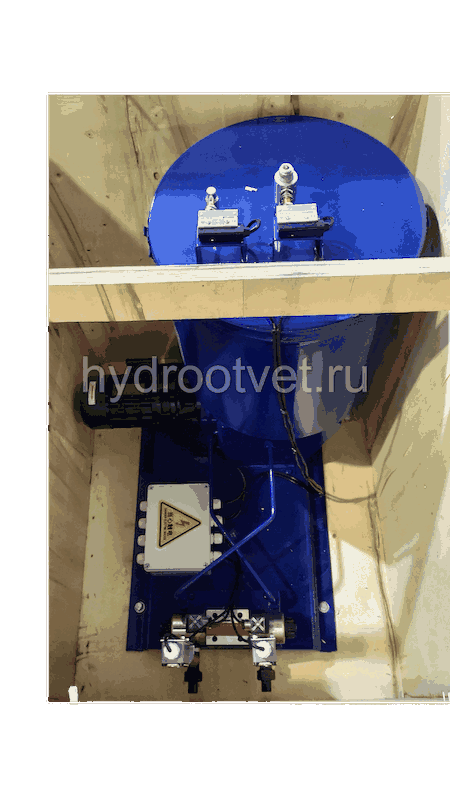 GDK03 with terminal box (based on DRB9-P365Z) - Станция смазки электрическая для двухлинейных систем, рабочее давление до 400 бар, подача 365 мл/мин, мощность двигателя 1,5 кВт, объем бака 60 литров; тип станции - Станция с системой управления с набором к