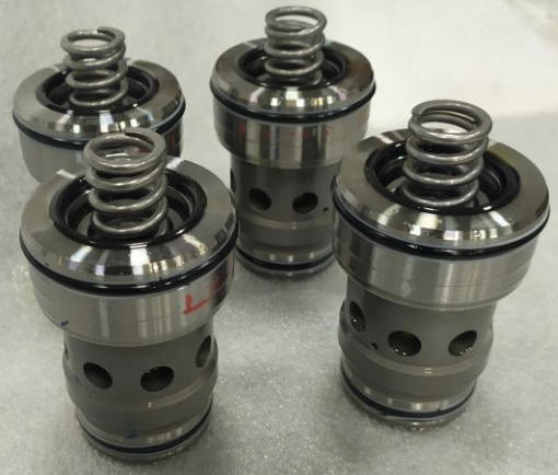 LC40DR40E7X/V - Логический клапан (патрон) Ду40, функция - редукционный клапан давления, давление открытия 4 бар, E = без канавки для тонкого уплотнения, уплотнение V = FKM