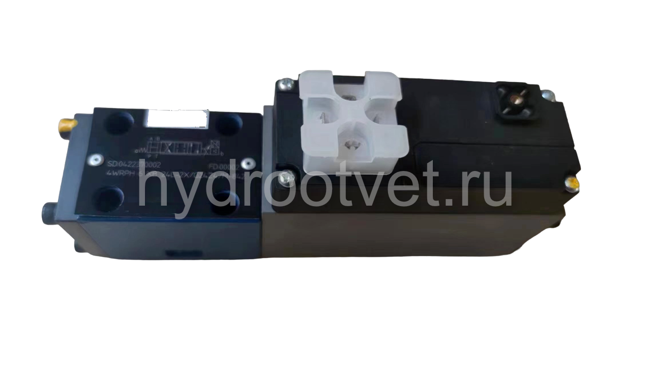 4WRPH6C3B40P–2X/G24Z4/M - Сервораспределитель Ду6 с обратной связью по положению золотника без усилителя, номинальный расход 40 л/мин, характеристика P - прогрессивная, схема C3