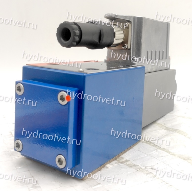 4WRPEH10C4B100L-2X/G24K0/A1M - Сервораспределитель Ду10 с обратной связью по положению золотника и встроенным усилителем (OBE), номинальный расход 100 л/мин, характеристика L - линейная, схема C4, сигнал управления A1 = ±10 V