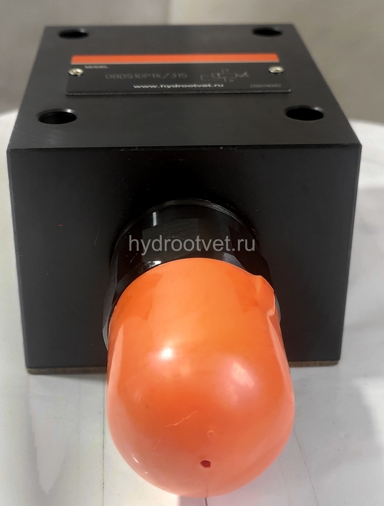 DBDS10P1X/400 - Предохранительный клапан прямого управления Ду10, давление регулировки до 400 бар, тип монтажа - на плиту, элемент регулировки S = винт