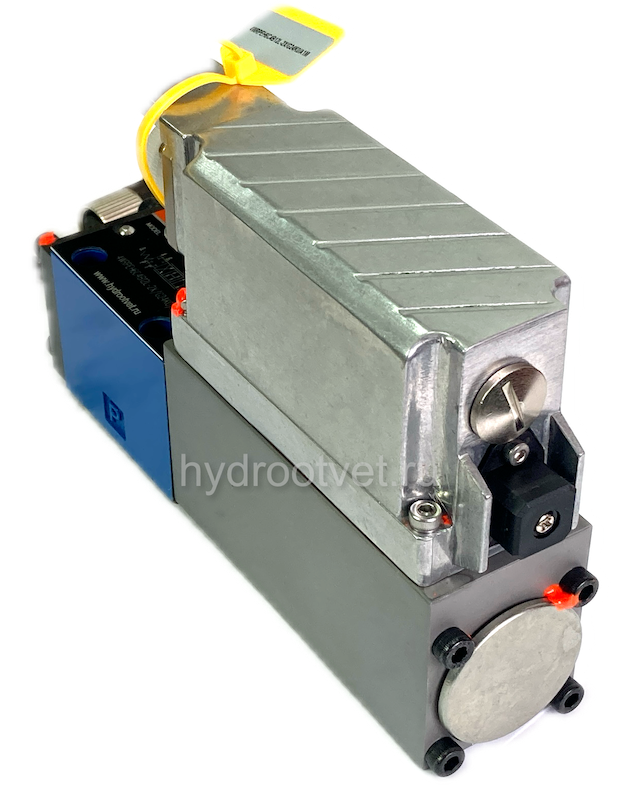 4WRPEH6C3B40P-2X/G24K0/A1M - Сервораспределитель Ду6 с обратной связью по положению золотника и встроенным усилителем (OBE), номинальный расход 40 л/мин, характеристика P - прогрессивная, схема C3, сигнал управления A1 = ±10 V