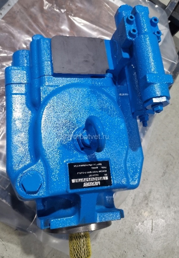 PVH74QICRAF13S10 - Аксиально-поршневой насос регулируемый с наклонным диском, 74 см3, 250 бар