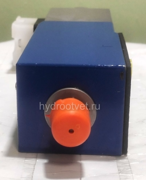 DBEE6-1X/50YG24K31M - Пропорциональный предохранительный клапан Ду6 (расход до 30 л/мин), давление регулировки до 50 бар, встроенные усилитель = есть, монтаж - на плиту