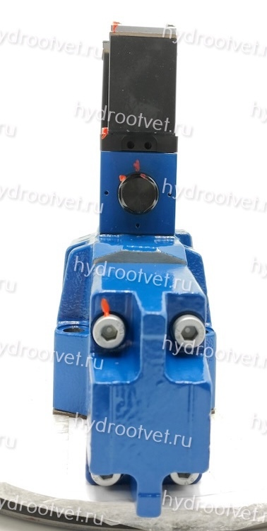 4WRZE16EA150-7X/6EG24ETK31/A1M - Пропорциональный распределитель Ду16 со встроенным усилителем (OBE), номинальный расход 150 л/мин, схема EA, каналы управления ET - X и Y - внутренние, сигнал управления ± 10 В