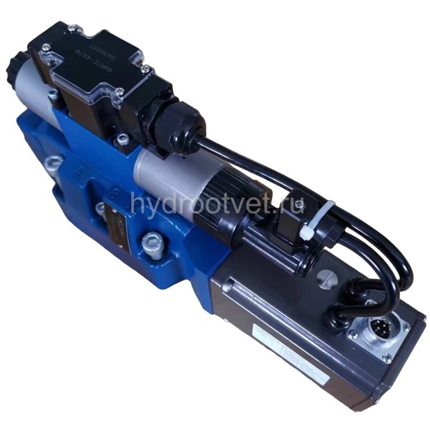 4WRTE10E100L-4X/6EG24ETK31/A1M - Пропорциональный быстродействующий распределитель с обратной связью по положению золотника и со встроенным усилителем (OBE), Ду10, A1 = ±10 В, номинальный расход 100 л/мин, схема E, каналы управления ET = X и Y - внутренни
