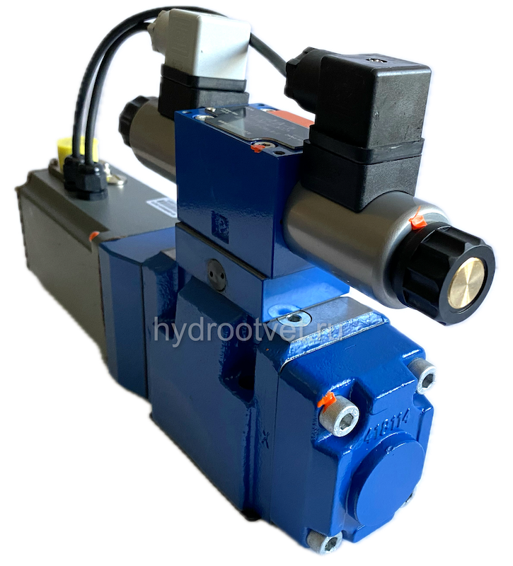 4WRKE10W6-100L-3X/6EG24K31/A1D3M - Пропорциональный распределитель с обратной связью по положению золотника и со встроенным усилителем (OBE), Ду10, A1 = ±10 В, номинальный расход 100 л/мин, схема W6-, каналы управления X и Y - внешние