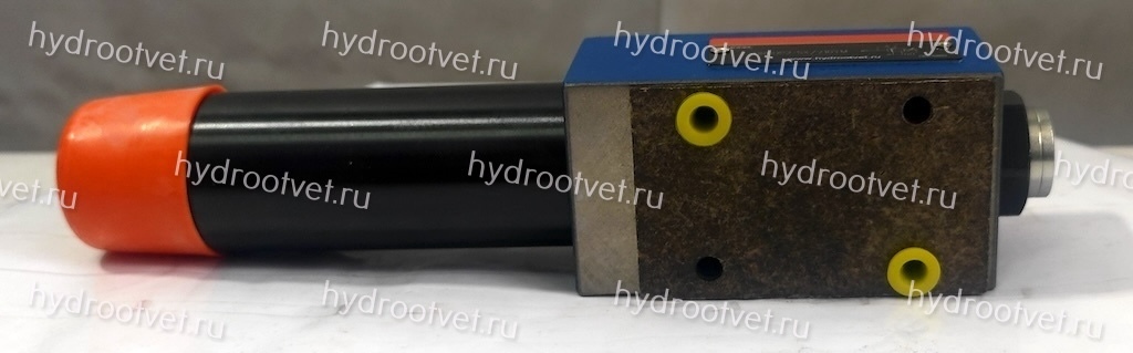 DR6DP2-5X/210YM - Редукционный клапан Ду 6 трехлинейный, прямого действия с давлением настройки до 210 бар, с элементом регулировки: 2 = винт, обратный клапан - М = нет