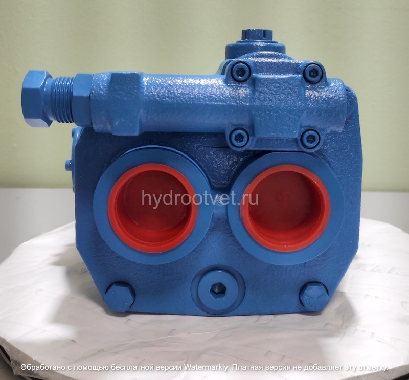 PVB15RSY31CM11 - Аксиально-поршневой насос регулируемый с наклонным диском, 33 см3, 210 бар, регулятор давления