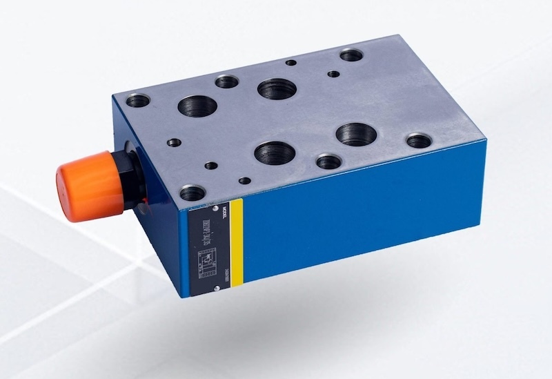 Z2DB22VC2-4X/200 - Предохранительный клапан Ду 22 модульного монтажа с давлением регулировки до 200 бар в каналах A → Т и B → Т