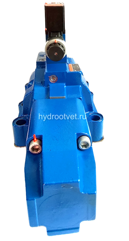 4WRZE32W8-360-7X/6EG24K31/A1D3M - Пропорциональный распределитель Ду32 со встроенным усилителем (OBE), номинальный расход 360 л/мин, схема W8-, каналы управления X и Y - внешние, сигнал управления ± 10 В
