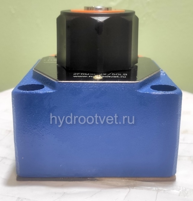 2FRM10-2X/16LB - Регулятор расхода Ду10 для монтажа на плиту, номинальный расход 16 л/мин, регулировка компенсатора - В = есть