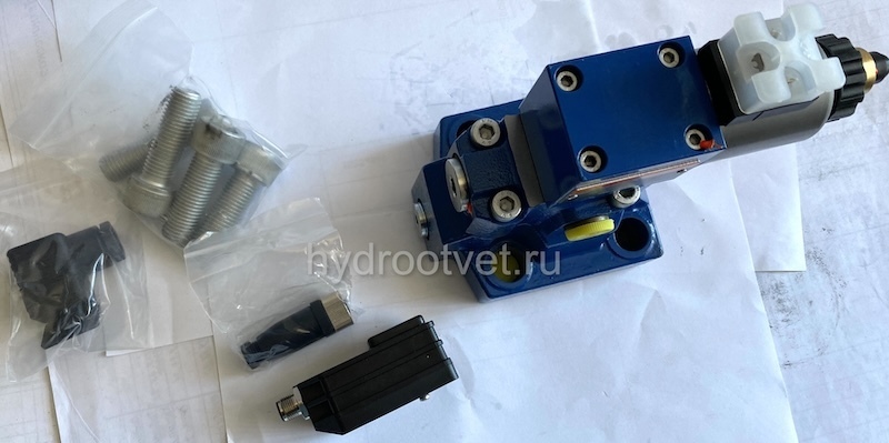 DBEME20-7X/100Y-8G24K31A1M - Пропорциональный предохранительный клапан со встроенным усилителем (OBE), Ду25, , регулировка давления до 100 бар, сигнал управления 0–10 В