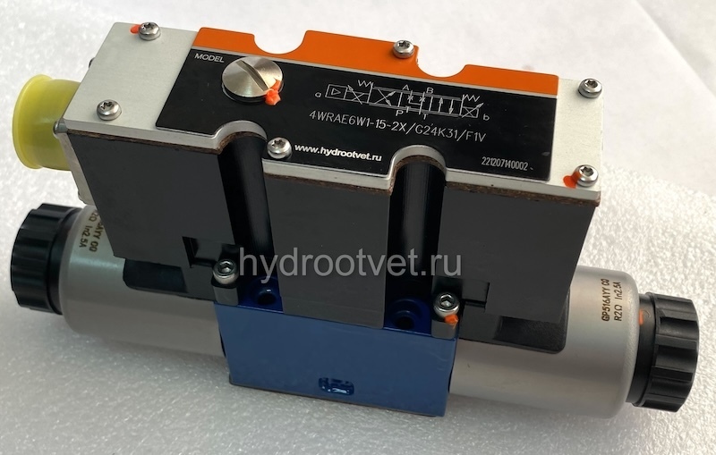 4WRAE6E07-2X/G24K31/A1V - Пропорциональный распределитель со встроенной электроникой Ду6, A1 = ±10 В, номинальный расход 7 л/мин, схема E