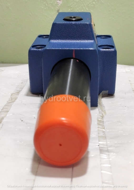 DR10DP2-4X/75YM - Редукционный клапан Ду 10 трехлинейный, прямого действия с давлением регулировки до 75 бар, 2 = винт, обратный клапан - М = нет