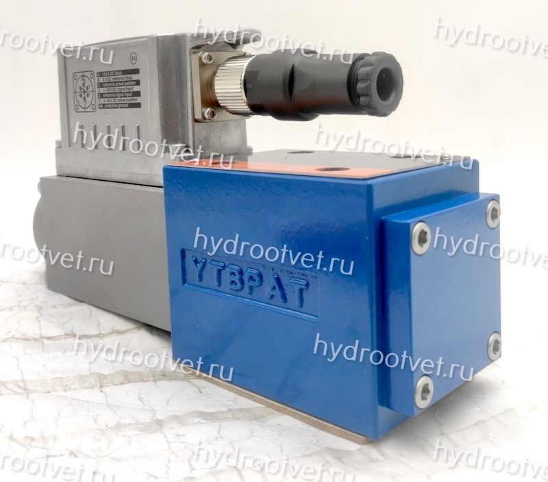 4WRPEH10C4B100L-2X/G24K0/A1M - Сервораспределитель Ду10 с обратной связью по положению золотника и встроенным усилителем (OBE), номинальный расход 100 л/мин, характеристика L - линейная, схема C4, сигнал управления A1 = ±10 V