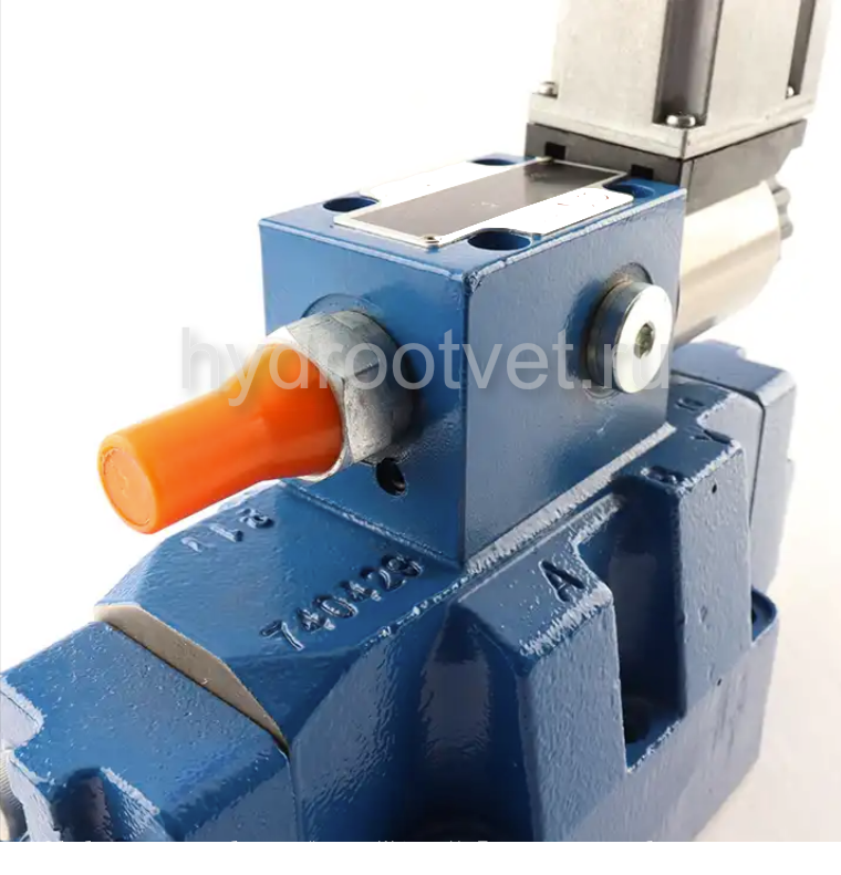 3DREME16P-6X/200YG24K31/A1V - Пропорциональный трехлинейный редукционный клапан со встроенным усилителем (OBE) и предохранительным клапаном, Ду16, давление регулировки до 200 бар, уплотнение V = FKM, сигнал управления A1 = 0–10 В