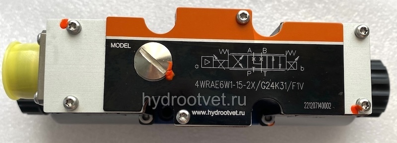 4WRAE6E07-2X/G24K31/A1V - Пропорциональный распределитель со встроенной электроникой Ду6, A1 = ±10 В, номинальный расход 7 л/мин, схема E